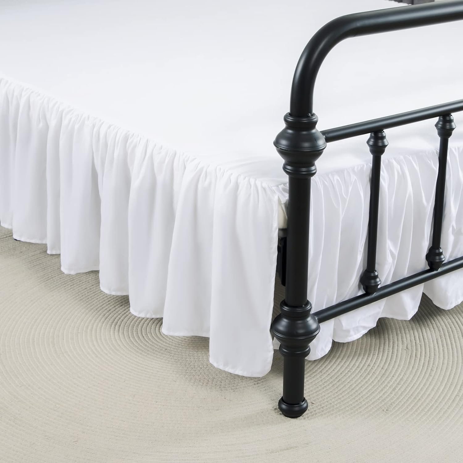 Queen Ruffled Bed Skirt with Split Corners
